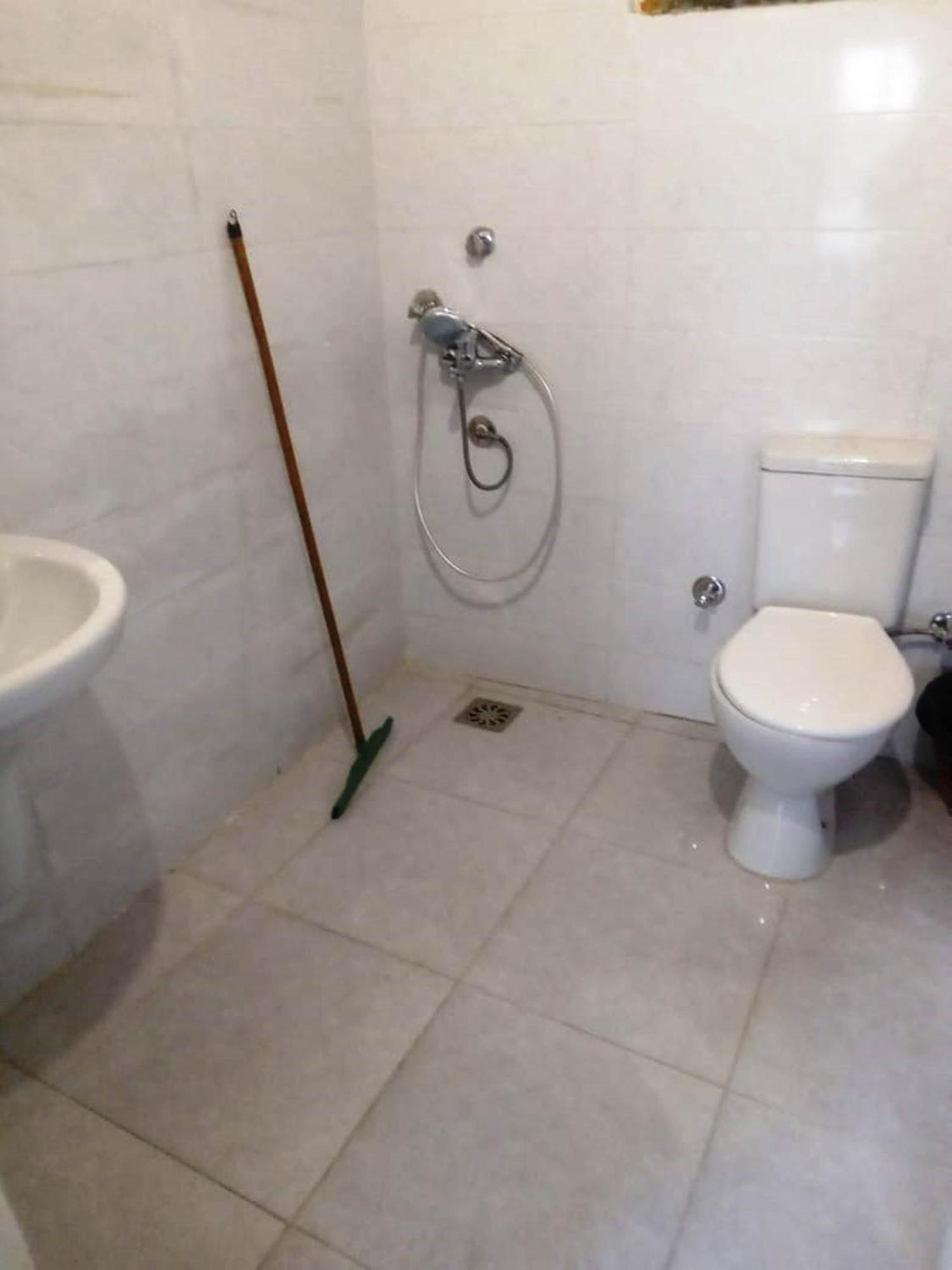 Adam Apartments Луксор Екстериор снимка